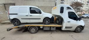 бысрая помощь эвакуатора в Харькове